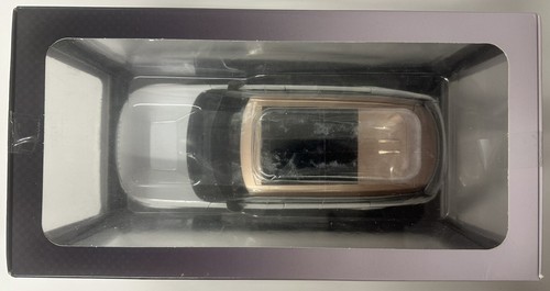 1:18 Range Rover SV SUV 4x4 Luxury Vehicle 1/18 Land Rover - Picture 3 of 8