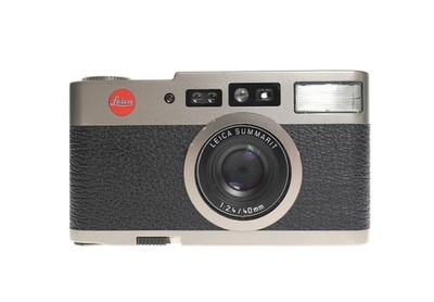 Leica CM Titanium Film Camera w/40mm f2.4 Summarit Lens #2953044