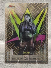 2025 Topps Finest WWE - Common Nia Jax, Nia Jax #66 Gold Refractor 22/75