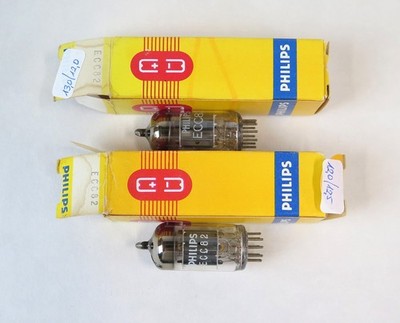 NEU / 2x Philips ECC82 / 12AU7 / Mullard / Blackburn Gf2 / B4 / Tube / same Code