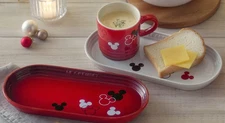 Le Creuset x Disney Collaboration set of 1 Mug and 2 Plates New from Japan