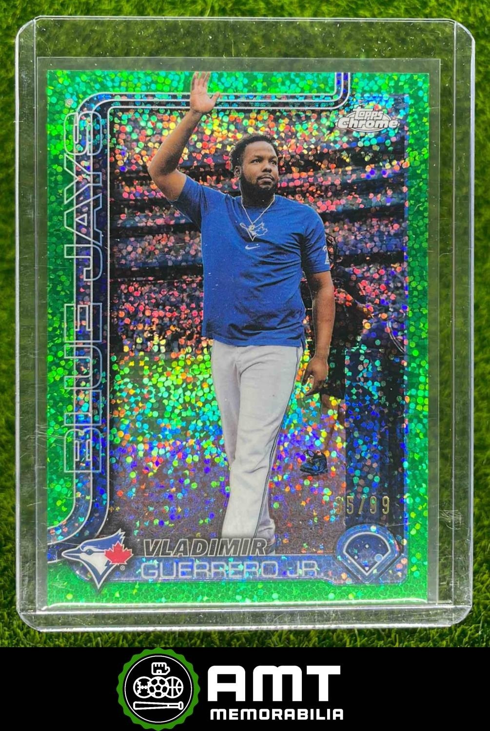 Vladimir Guerrero Jr. Image Variation 35/99 2025 Topps Chrome Green Speckle #259