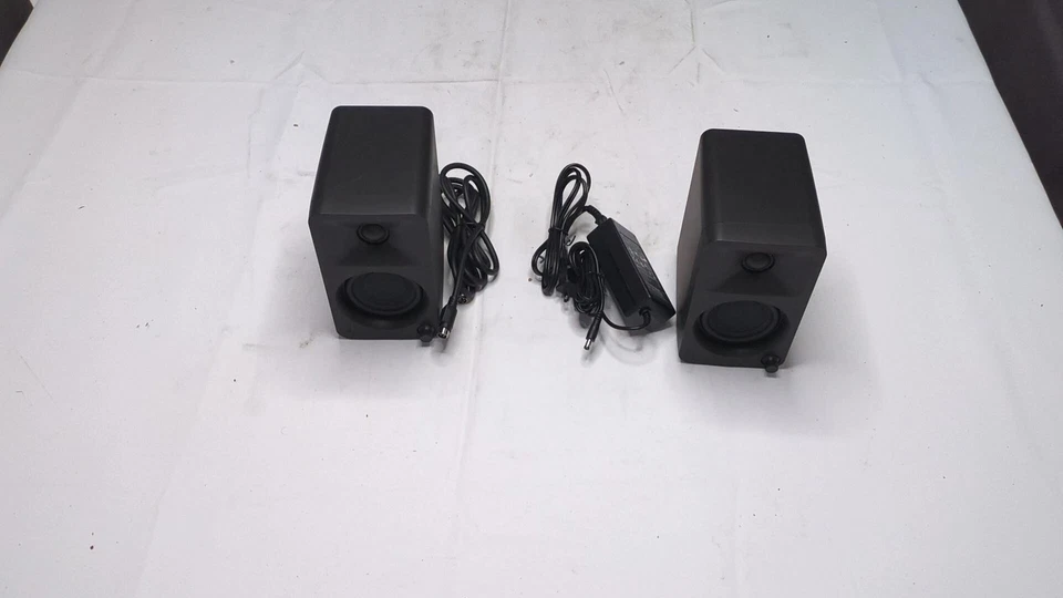 *READ* Kanto Oramb 100w Powered Reference Desktop Computer Speakers Bluetooth - Image 4 of 4