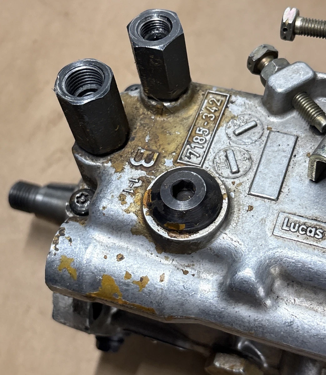 Lucas 8922A131T Diesel Fuel Injection Pump 52896BPG Perkins 2644A404 Used photo 5