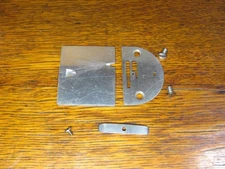 Original SINGER 66  SEWING MACHINE SLIDE, NEEDLE PLATES W/ SPRING PARTS 99  185