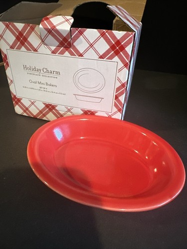 Holiday Charm Porcelain 6x1.2in Oval Mini Bakers Set of 4 - Picture 2 of 3