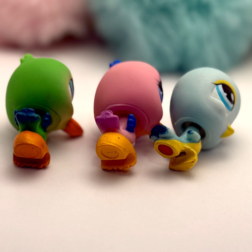 Authentic Littlest Pet Shop LPS #208 1501 190 Bird Family Accessories Lot - Picture 4 of 4