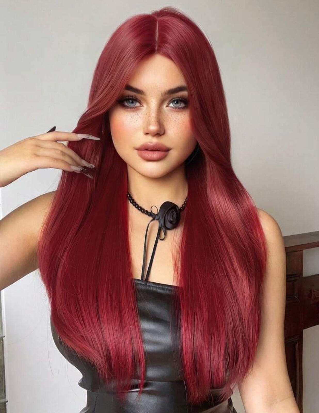 Perruque synthétique femme longue rouge foncé wig lisse avec bonnet