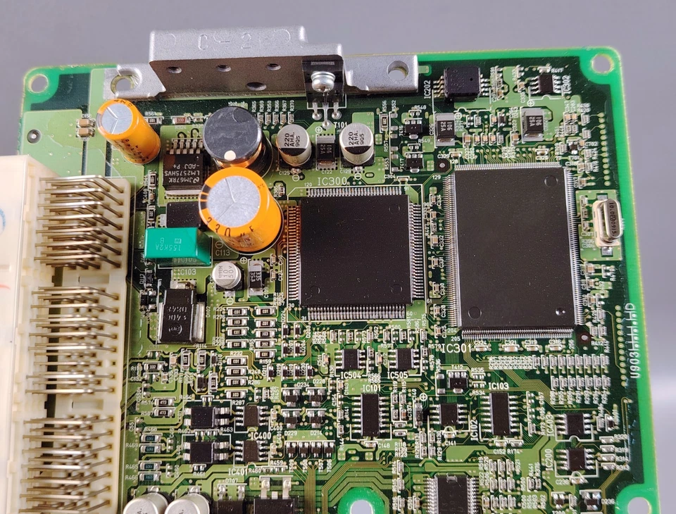 HINO 500 TRUCK J08E ENGINE CONTROL UNIT MODULE ECU 89661 E0010 275800-4211 - Image 4 of 4