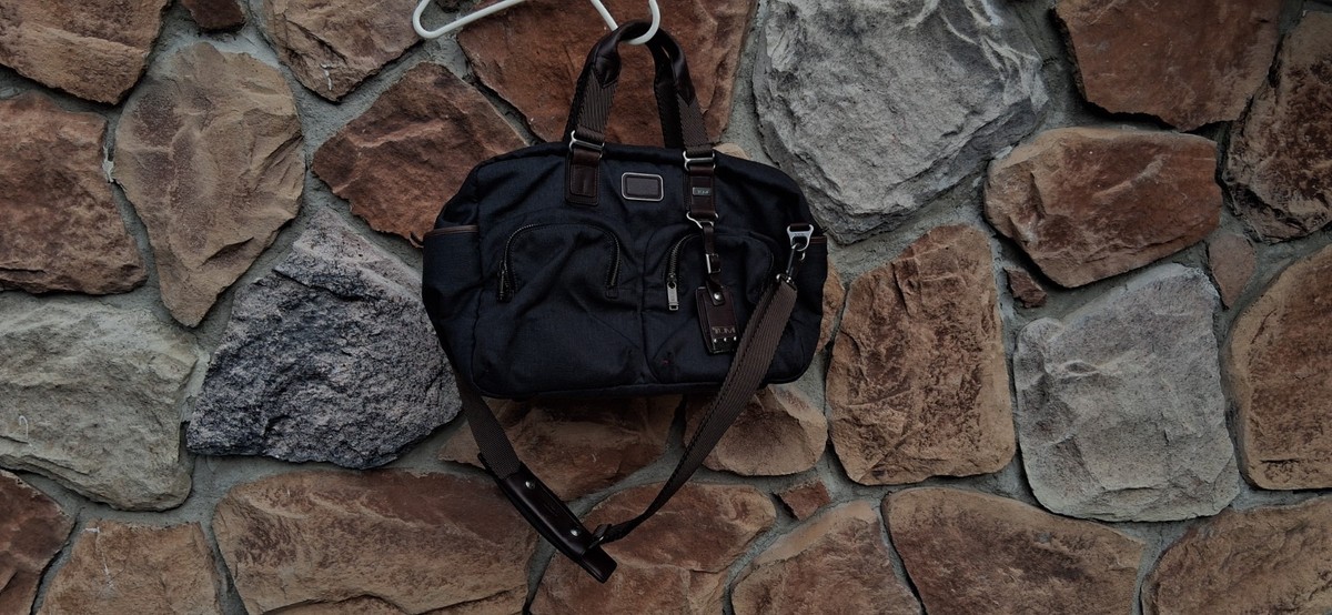 TUMI Alpha Bravo Everett Essential Tote Duffle Carry Bag Unisex