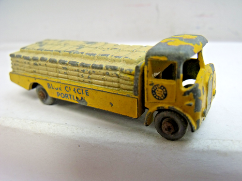 MATCHBOX LESNEY,#51-1?, PORTLAND CEMENT LORRY, GREY PLASTIC WHEELS, USED, NO BOX
