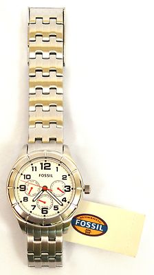 NWT Ladies Stainless Steel white face Fossil watch Ladies main image 2