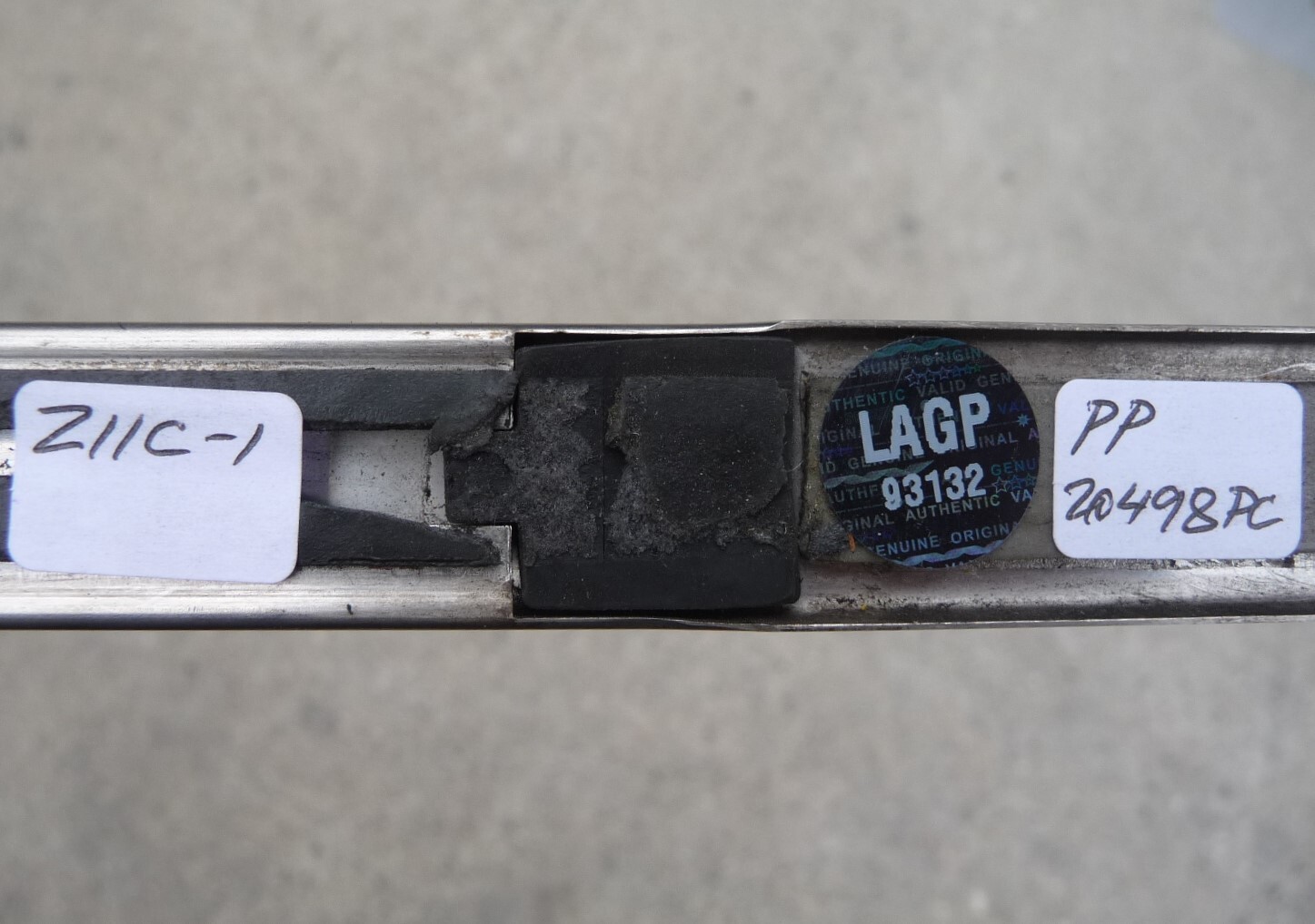 1999 2000 2001 2002 Bentley Arnage Front Door Finisher Molding Trim PP20498PC OE