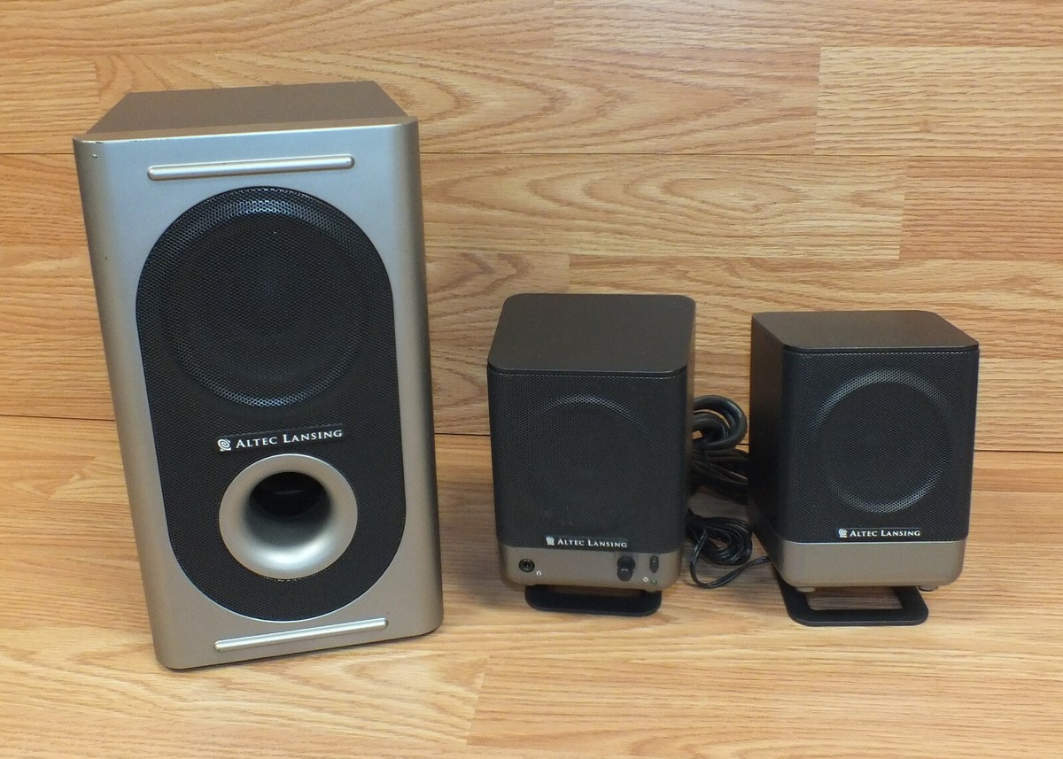 Altec Lansing (221) 2.1 Wired Computer Speakers & Subwoofer Altec Lansing (221) 2.1 Wired Computer Speakers & Subwoofer