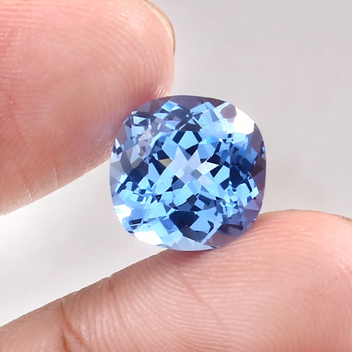 AAA 12x12 MM Natural Flawless Ceylon Blue Spinel Loose Cushion