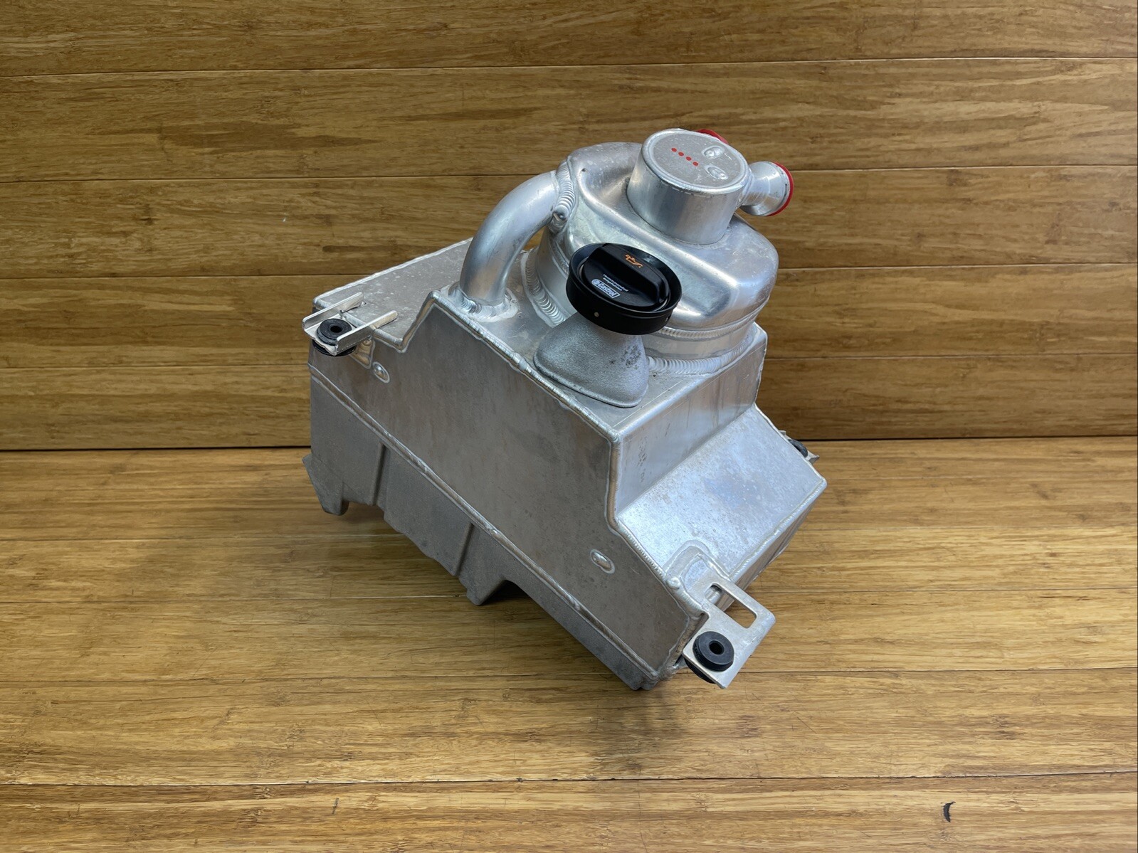 2014-2015 Audi R8 42 Spyder Oil Sump Reservoir Tank Sensor OEM 34k Miles