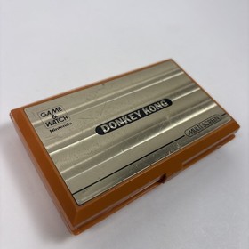 NINTENDO Donkey Kong Game and Watch in OK Condition (DK-52) 1982