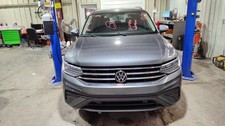Used Front Right Seat Front fits: 2022 Volkswagen Tiguan cloth heated Canada mar