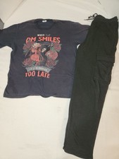 Boys Size 18/20 Dungeons and dragons Outfit m1-171