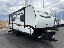 2024 Genesis Supreme Seabreeze 19FSS