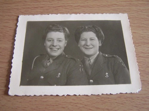 WW2 Military Women in Uniform Vintage Photo Lofty & Mag Operational Girls 1945