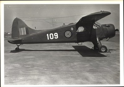 Foto Ak Kenianisches Militärflugzeug, 109, de Havilland Canada DHC-2 - 3834858
