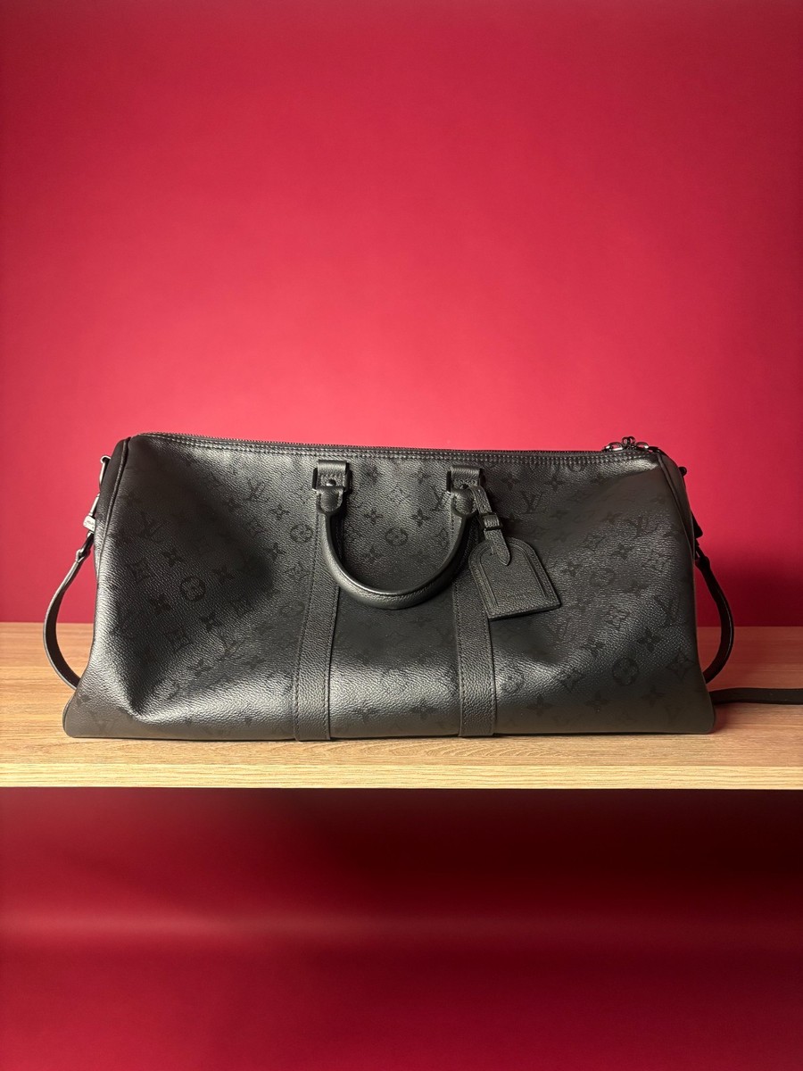 バッグ LOUIS VUITTON MONOGRAM KEEPALL45 Louis Vuitton Keepall 45 Bandoulière – Black Monogram Shadow