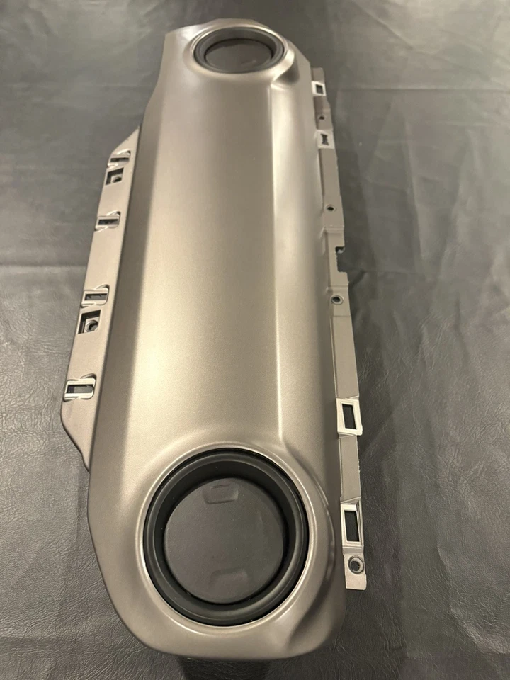 18-23 Jeep Wrangler Driver and Passenger dash trim (Gray) - Image 4 of 4