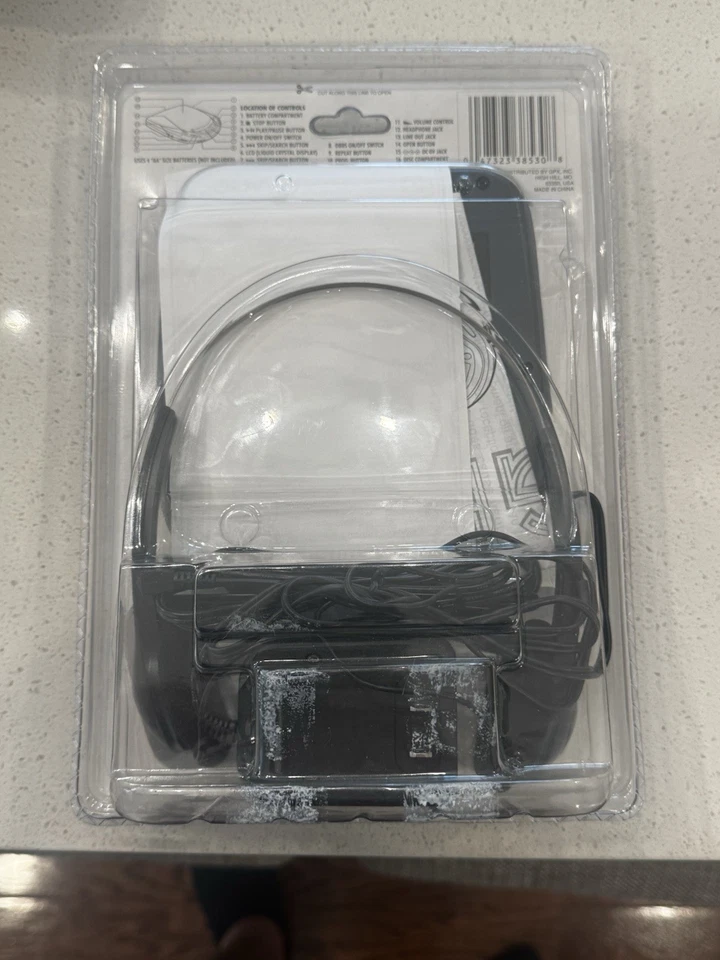 GPX Compact Disc Player C3853G Opened And Tested Bass Boost Head Phones Adapter - Image 3 of 3