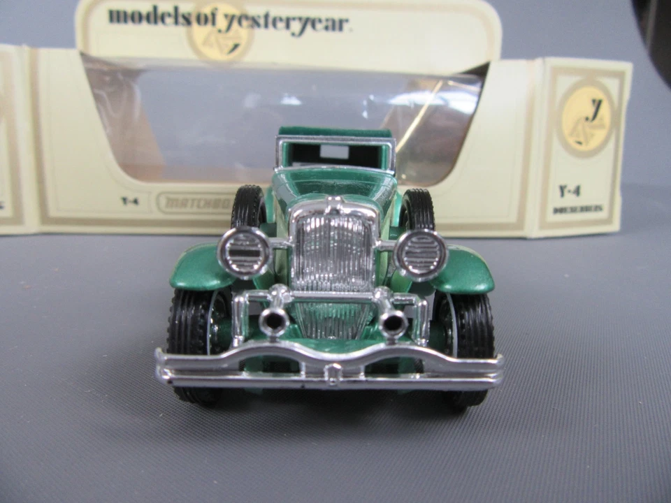 D30 Matchbox Models Of Yesteryear Y-4 Duesenberg Model J 1930 Green IN Box 1:43 - Image 3 of 4