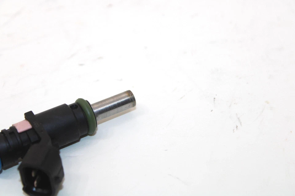 Ski-doo Grand Touring 900 2017 OEM inyector de combustible 420874847 SS65 Foto 2 de 4