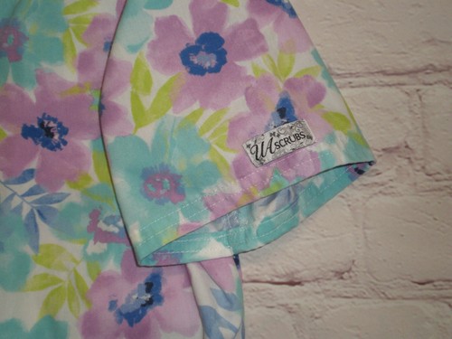 UA Scrubs Womens Size XS Floral Multi-Colored Pastel V-Neck Scrub Top - Picture 6 of 8