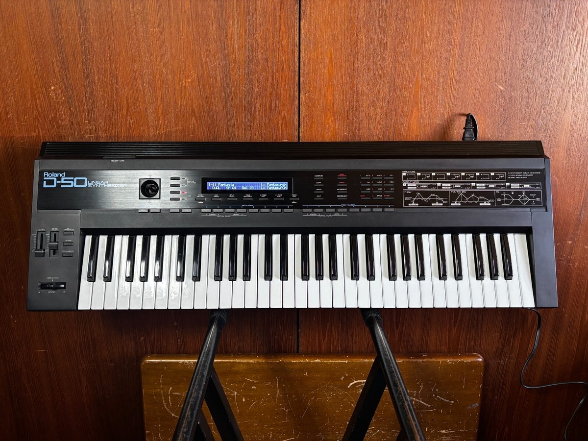 【値下げしました】Roland D-50 シンセサイザー（完動品） Roland Boutique D-05 発表！デジタルシンセの銘機 D-50 が完全