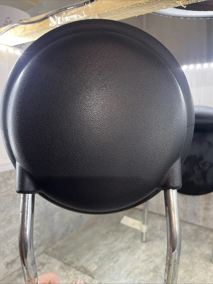 2014 Fiat 500 Sport Front & Rear Black Headrests . Full Set Of 4 - Image 4 of 4