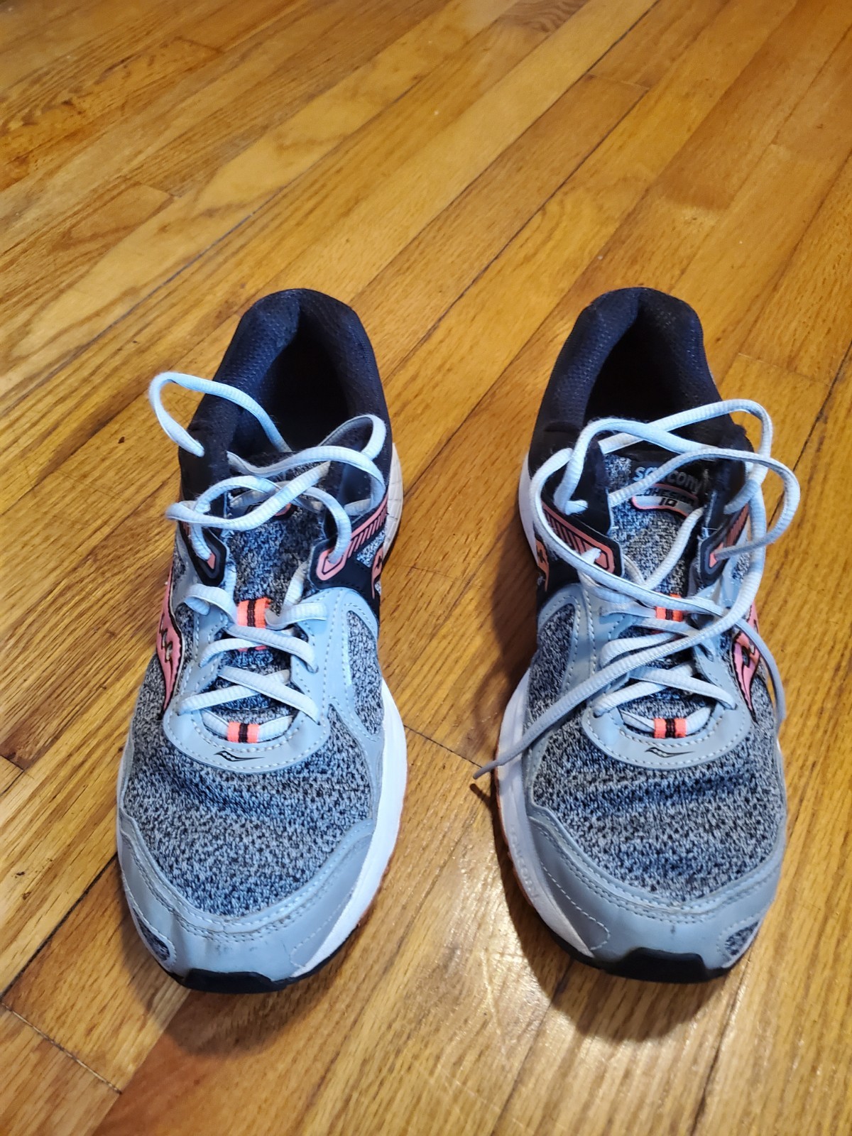 Saucony Cohesion 10 Women's Gray/Coral/Black Running Shoes, Size 11 thumbnail 2