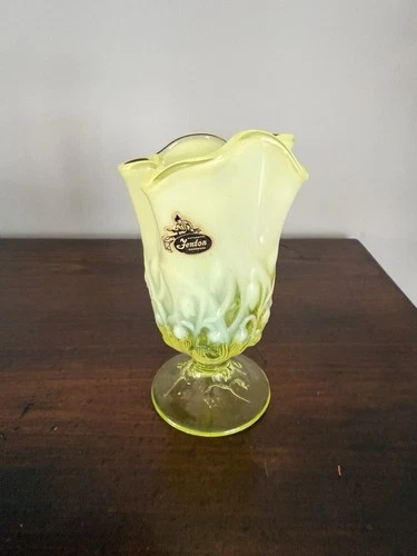 Vintage Fenton Vaseline Lily Of The Valley Vase With Original Sticker
