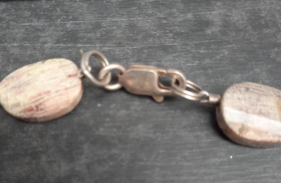 Carved Carnelian Flower Pendent On A Agate Necklace Clasp Marked 925 - Image 4 of 4