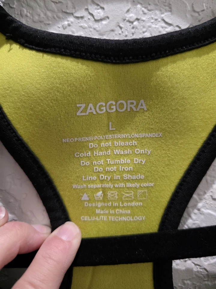 Zaggora Women's Size L  Black Neoprene Thermo Fit Compression Racer Tank Top  - Image 4 of 4
