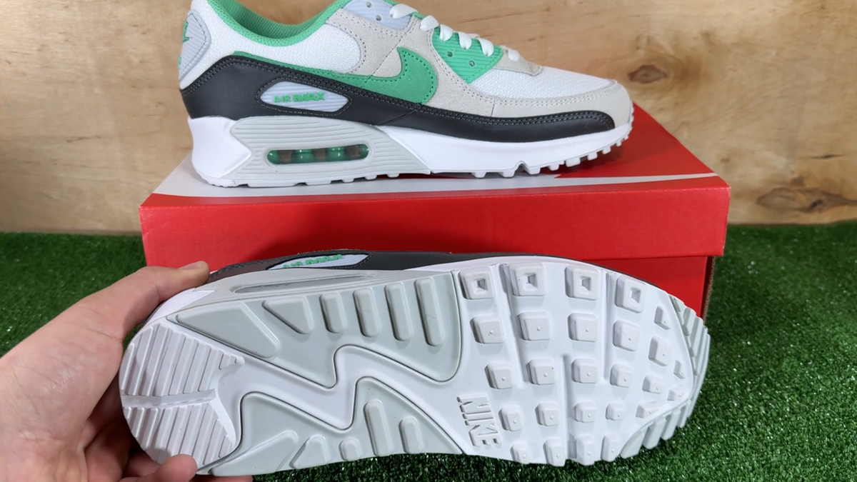 Nike AIR MAX 90 Sneakers Mens DM0029-104 White Shoes US 8.5 