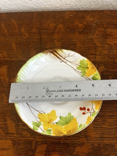 VINTAGE ROYAL GRAFTON TEACUP AND SAUCER BONE CHINA ENGLAND AUTUMN FALL LEAVES - Picture 8 of 9