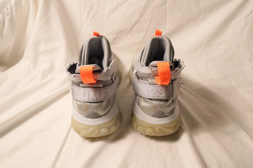 Size 13 - Pre-Owned - Jordan Proto React Wolf Grey - Picture 4 of 11