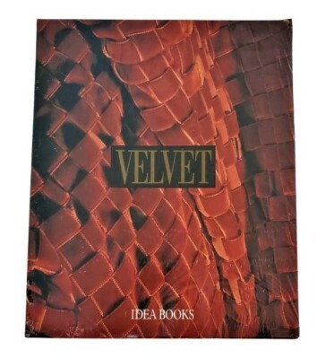 VELVET~Fabrizio de Marinis~History, Techniques, Fashions~1994~Softcover Book~NEW