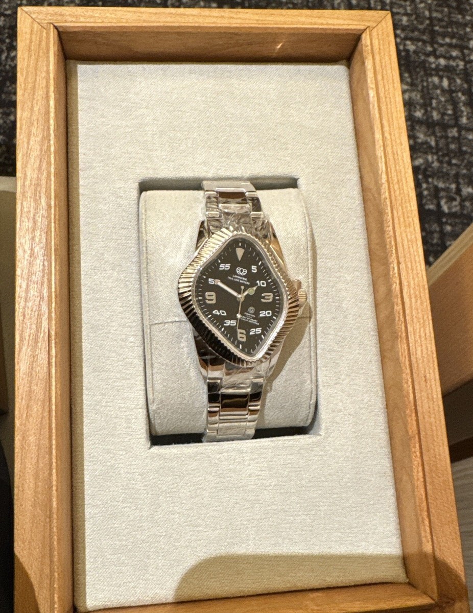 BRAND NEW LAARVEE PEA106.925 SILVER: SILVER BEZEL & BLACK BRAND NEW LAARVEE PEA106.925 SILVER: SILVER BEZEL & BLACK