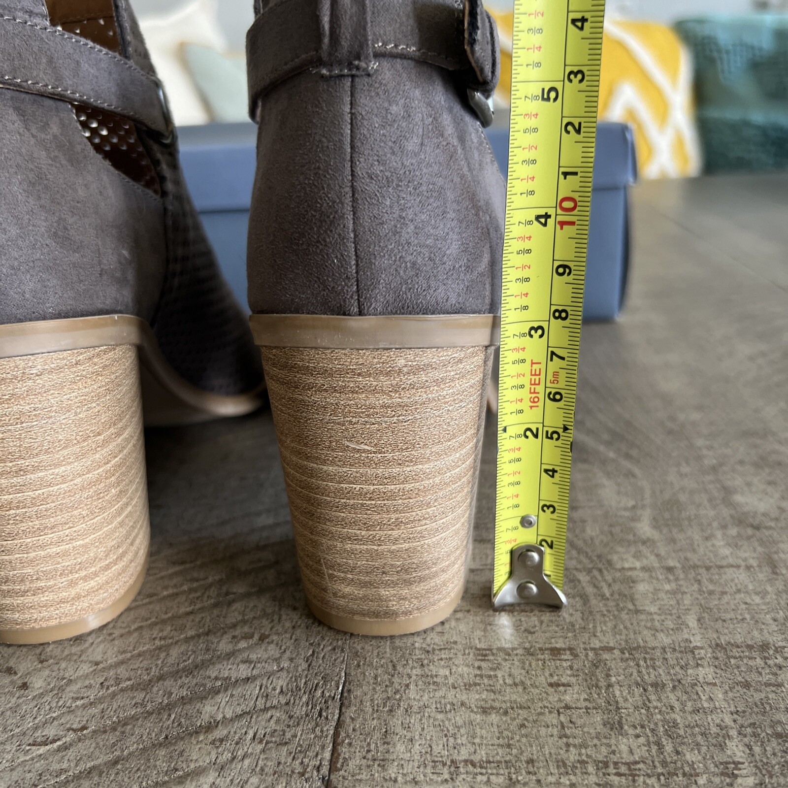 Universal Thread Lizzy Microsuede Bootie Gray Siz… - image 11