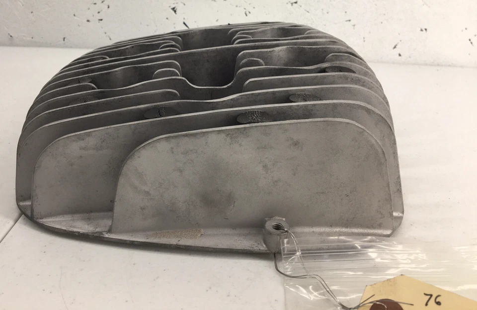 Culata original Suzuki TS400 TS 400 Apache 1976 vintage Foto 3 de 4