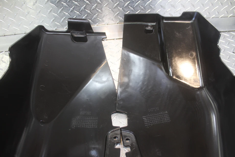 Polaris Sportsman 850 Touring Ho 2012 dirección asistida eléctrica guardabarros interior contra salpicaduras 5437062-070 Foto 2 de 4