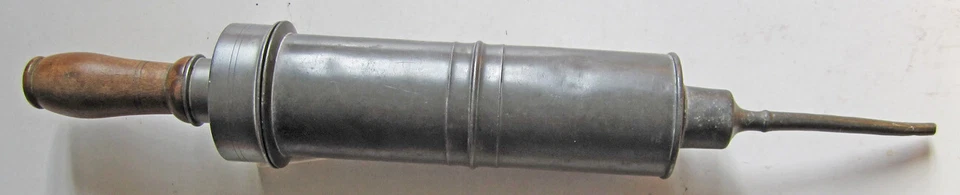 CLYSTÈRE EN ÉTAIN, Ancien, complet. 18° siècle. - Photo 3/4