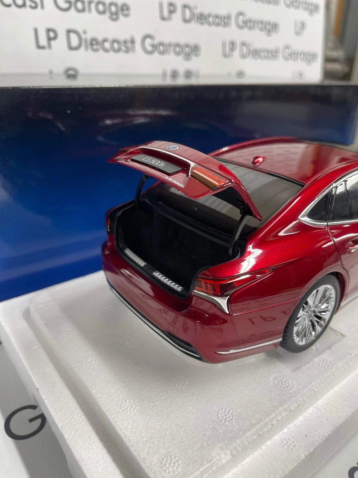 Autoart 2018 Lexus LS500h Morello rojo metálico escala 1:18 diecast 78869 Foto 4 de 4