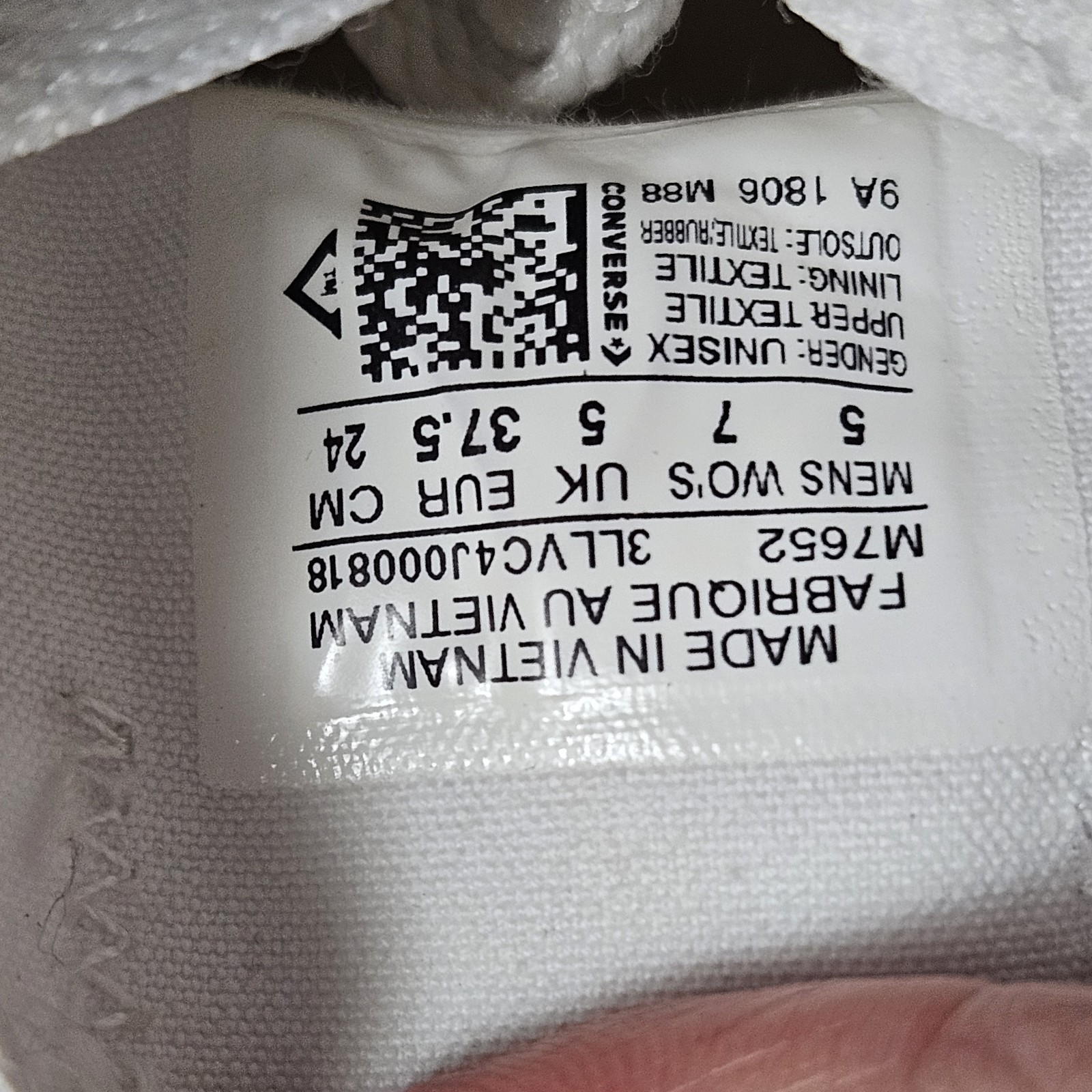 Converse Chuck Taylor All Star White Sneakers Women’s Size 7 Low Top Lace Up thumbnail 9