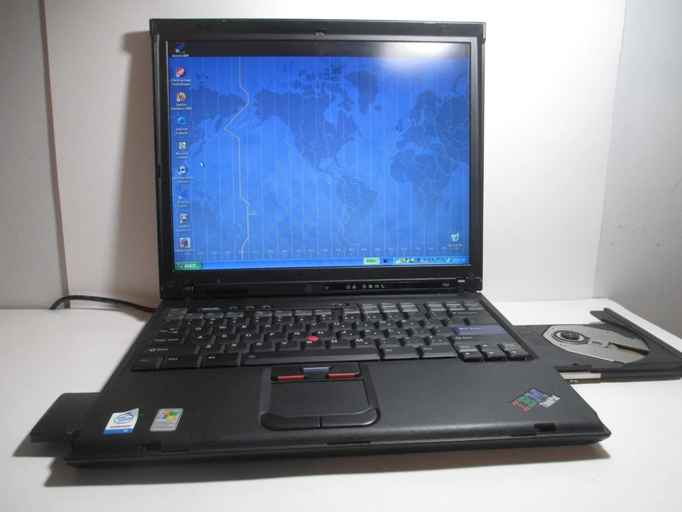 IBM Thinkpad R52 Celeron M 1,50 ГГц 1,24 ГБ Windows XP - Изображение 3 из 4